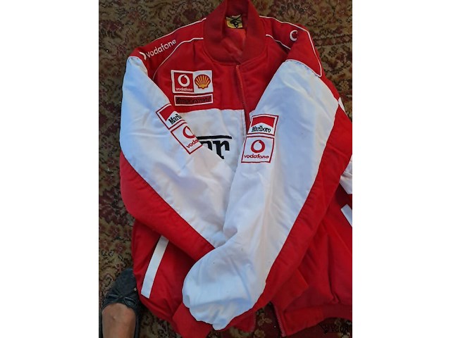 Lot 27 - vintage ferrari f1 marlboro bomberjack michael schumacher - - afbeelding 2 van  3