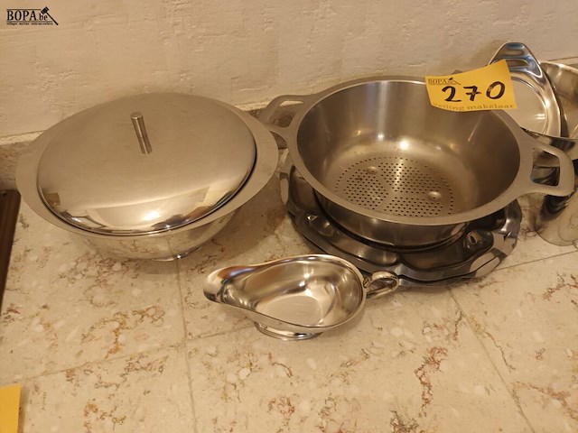 Lot 270 - inox schalen, kommen saucière. 23 stuks - afbeelding 2 van  4