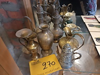 Lot 270 - koperen kannetjes. 8 stuks - afbeelding 1 van  5