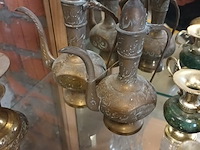 Lot 270 - koperen kannetjes. 8 stuks - afbeelding 5 van  5