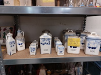 Lot 270 - vintage voorraadpotten, ong 19 stuks - afbeelding 1 van  3