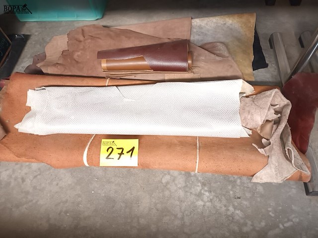 Lot 271 - leder. 5 stuks - afbeelding 1 van  4