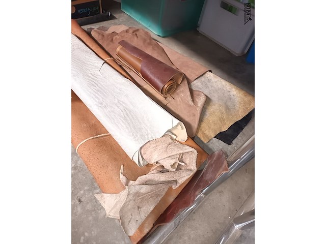 Lot 271 - leder. 5 stuks - afbeelding 2 van  4