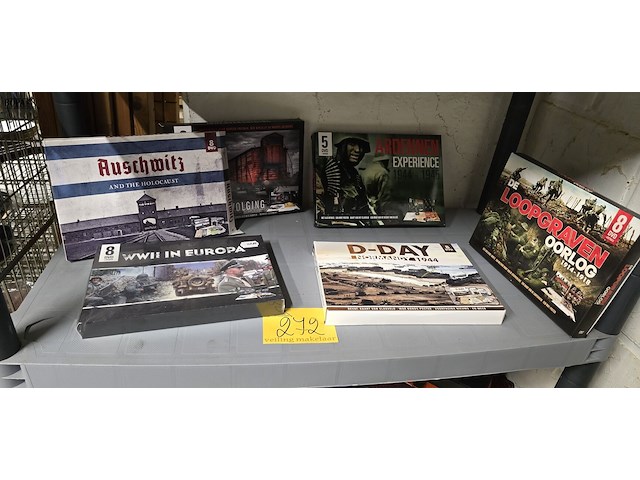 Lot 272 - dvd boxen oorlog - afbeelding 1 van  7