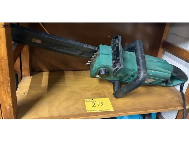 Lot 272 - elektrische kettingzaag topcraft - afbeelding 1 van  2