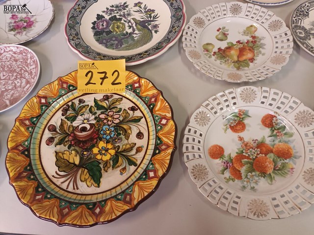 Lot 272 - sierborden. 26 stuks - afbeelding 4 van  6