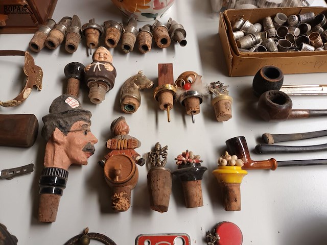 Lot 273 - brocante. 75 stuks - afbeelding 3 van  9