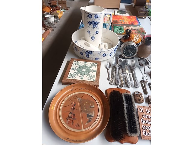 Lot 273 - brocante. 75 stuks - afbeelding 9 van  9
