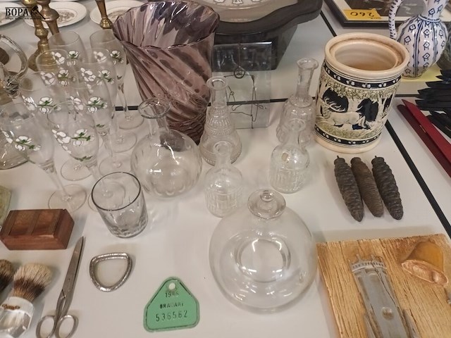 Lot 274 - brocante. 72 stuks - afbeelding 7 van  9