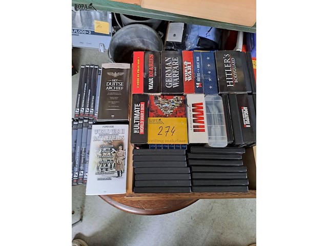 Lot 274 - lot dvd bundels woi, woii ca. -14 bundels, 2 reeksen - afbeelding 2 van  2