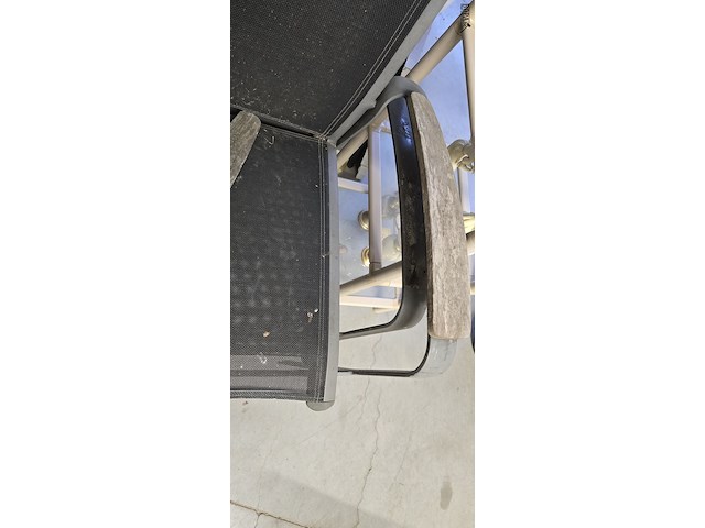 Lot 274 - tuinstoelen alu/hout 2 stuks - afbeelding 4 van  4