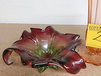 Lot 274 - vaas en schaal stijl murano - afbeelding 2 van  2