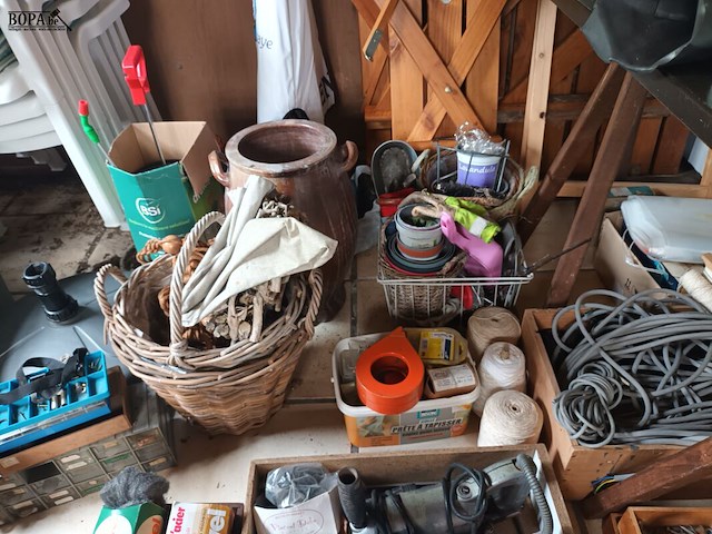 Lot 276 - diversen. inhoud tuinberging - afbeelding 9 van  11