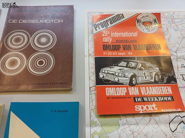 Lot 277 - autoboeken. 5 stuks - afbeelding 2 van  6