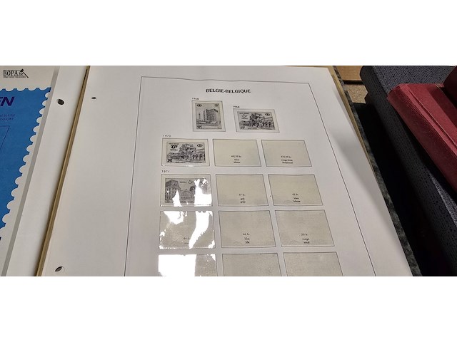 Lot 277 - groteverzamling postzegels diverse albums en losse - afbeelding 4 van  13