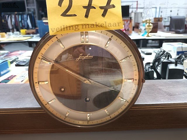 Lot 277 - tafelklok junghans - afbeelding 3 van  4