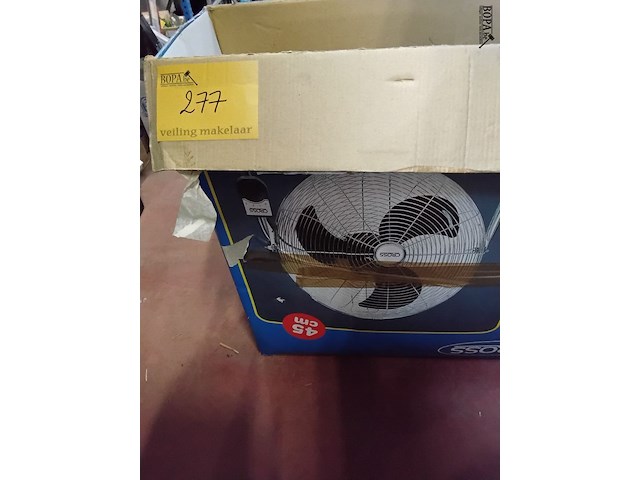 Lot 277 - ventilator - afbeelding 2 van  2