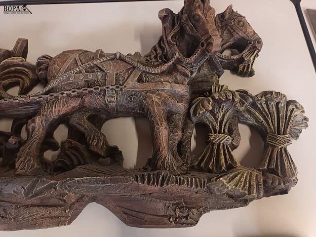 Lot 278 - muur reliëf kar met paarden - afbeelding 4 van  4