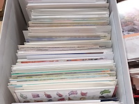 Lot 278 - wenskaarten. 4 dozen - afbeelding 2 van  4