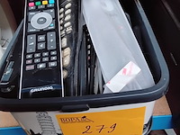 Lot 279 - lot afstandsbedieningen - afbeelding 1 van  1