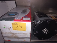 Lot 279 - quigg keramische verwarming. 2 stuks - afbeelding 1 van  3