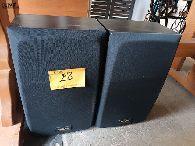 Lot 28 - aiwa boxen. 2 stuks - afbeelding 1 van  3