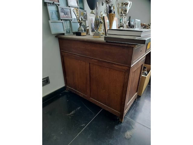 Lot 28 - antieken bureel - afbeelding 2 van  2