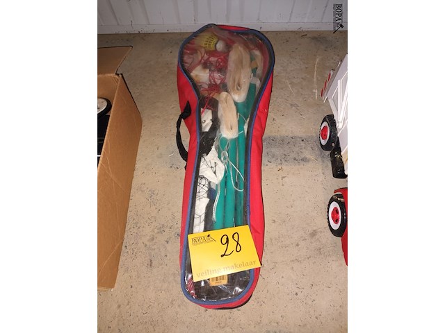 Lot 28 - badmintonset decathlon - afbeelding 1 van  4