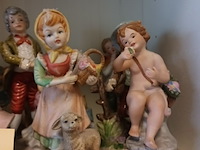 Lot 28 - biscuit beelden. 16 stuks - afbeelding 4 van  4