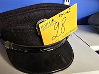 Lot 28 - brunei 1 kepie