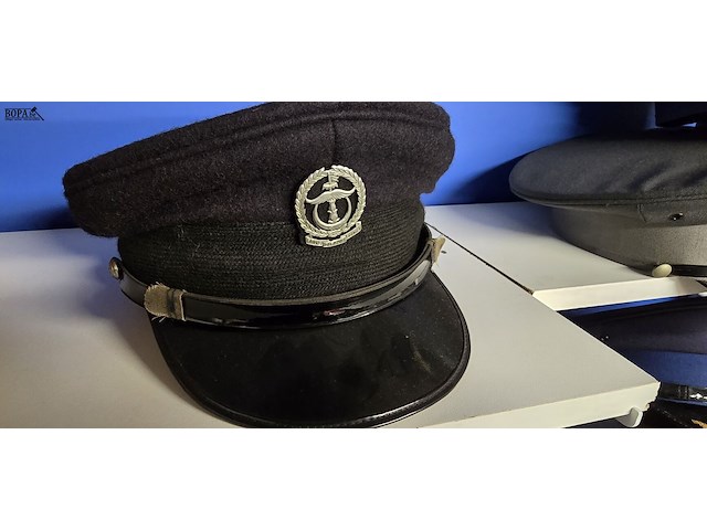 Lot 28 - brunei 1 kepie - afbeelding 2 van  3