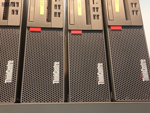 Lot 28 - desktop lenovo thinkcentre. 5 stuks - afbeelding 3 van  3