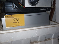 Lot 28 - diaprojector. 2 stuks - afbeelding 4 van  4