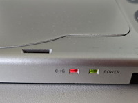 Lot 28 - draagbare dvd speler philips - afbeelding 2 van  3