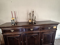 Lot 28 - dressoir kast