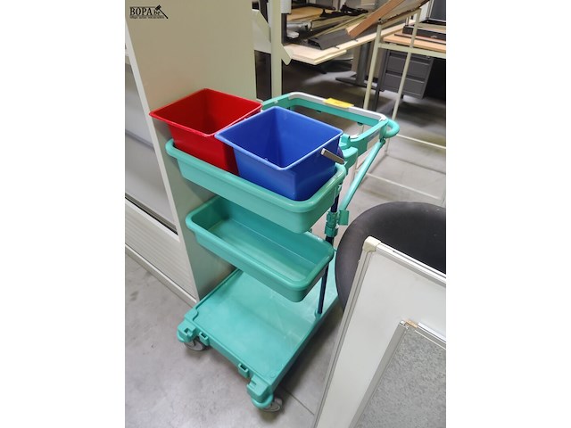 Lot 28 - floorpul poetskar - afbeelding 2 van  2