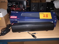 Lot 28 - gaming soundbar. 2 stuks