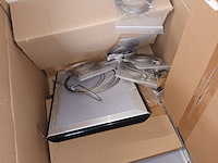 Lot 28 - klikkaders met ophangsysteem. 8 stuks