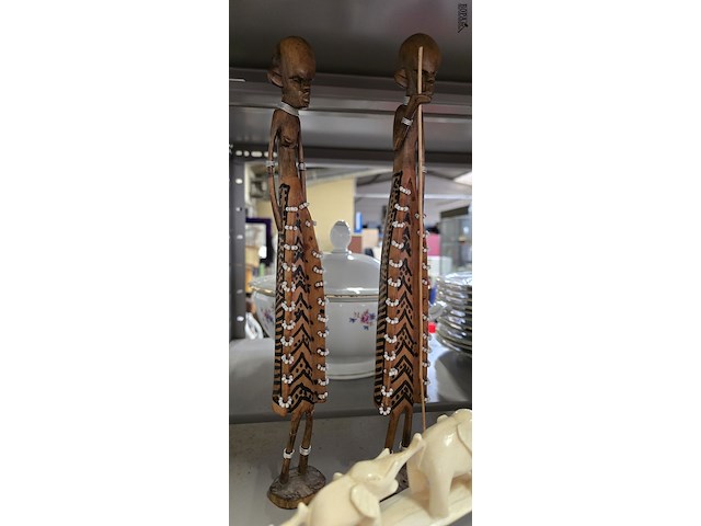 Lot 28 - lot afrikaanse kunst ong 7 items - afbeelding 2 van  5