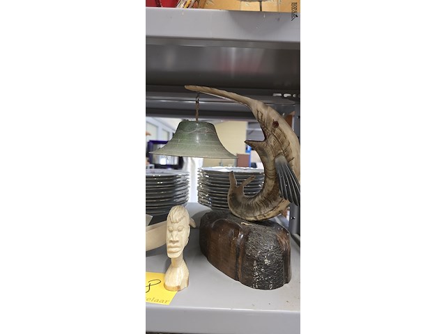 Lot 28 - lot afrikaanse kunst ong 7 items - afbeelding 5 van  5