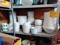 Lot 28 - lot bloempotten diverse maat wit