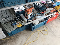 Lot 28 - lot werkmateriaal en gereedschap - afbeelding 2 van  9