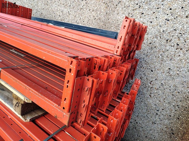 Lot 28 - palletstelling met 12 staanders - afbeelding 4 van  5
