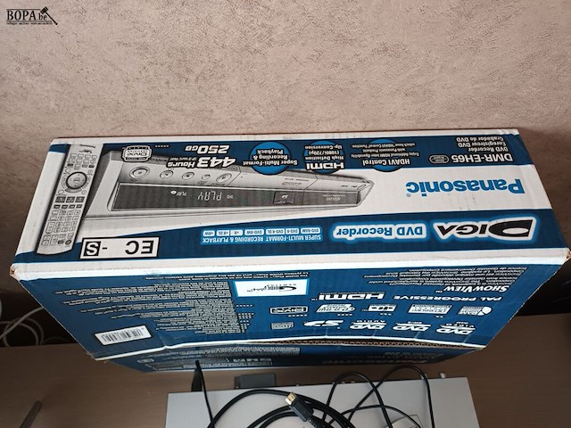 Lot 28 - panasonic dvd recorder en philips video recorder - afbeelding 3 van  6