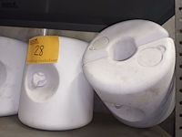 Lot 28 - pvc partytent gewichten. 4 stuks - afbeelding 2 van  3