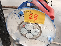 Lot 28 - verlengkabel op haspel