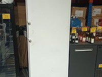 Lot 28 - verticale diepvriezer liebherr - afbeelding 1 van  4