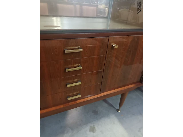 Lot 28 - vintage kast - afbeelding 2 van  8