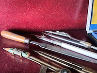 Lot 28 - vintage tekenpassers - afbeelding 2 van  3