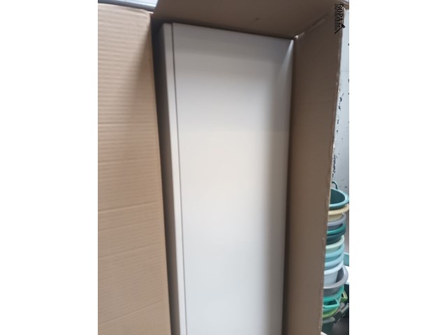 Lot 28 - witte kolomkast - afbeelding 4 van  4